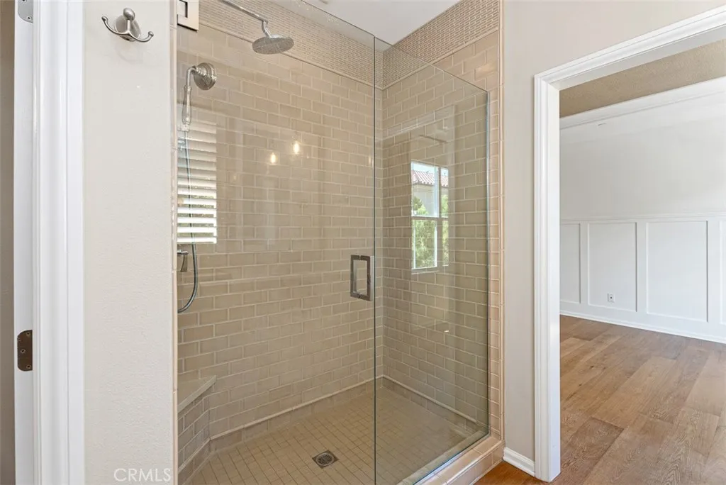 104 Working, Irvine, California 92602 home-pic-15