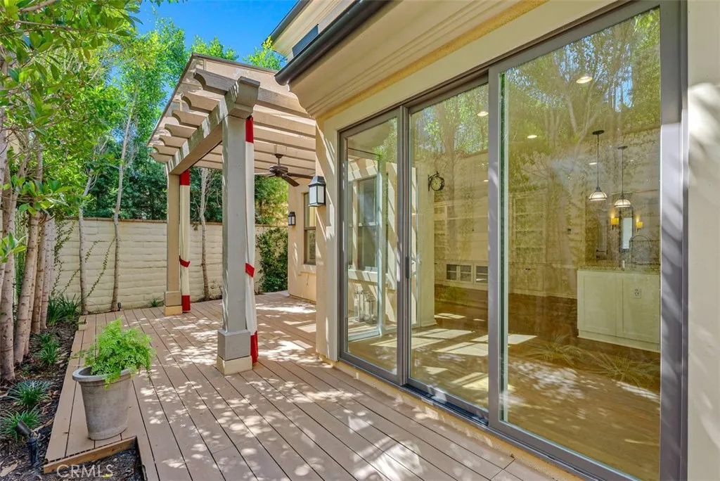 104 Working, Irvine, California 92602 home-pic-11