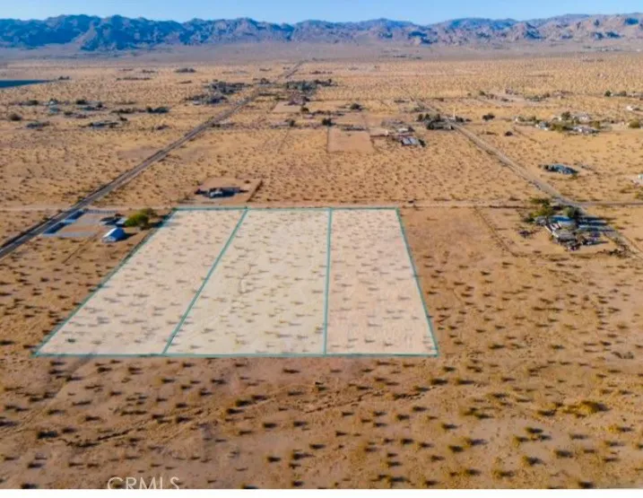 Outline of all 3 lots. 4 Sunflower Road is the center lot. parcel outlines are approximate.