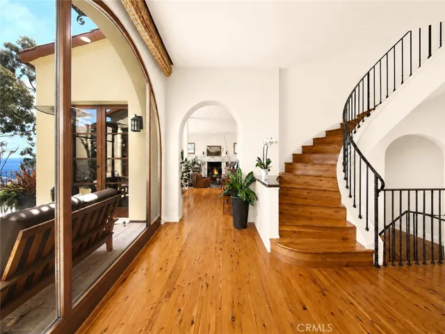 1131 Emerald Bay, Laguna Beach, California 92651