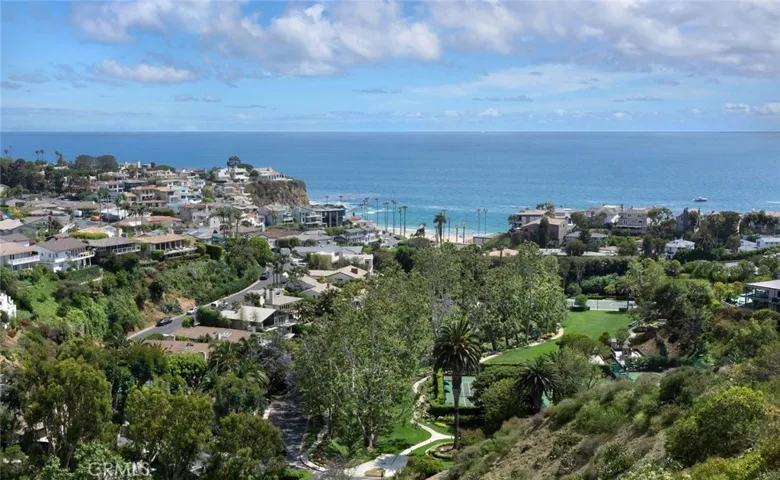 1131 Emerald Bay, Laguna Beach, California 92651