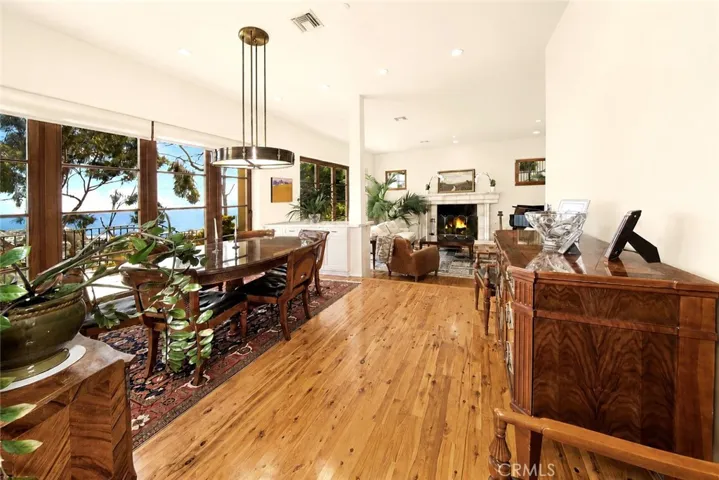 1131 Emerald Bay, Laguna Beach, California 92651