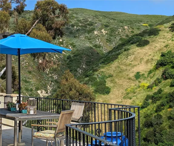 1131 Emerald Bay, Laguna Beach, California 92651