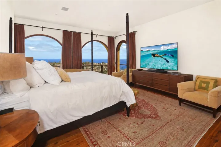 1131 Emerald Bay, Laguna Beach, California 92651