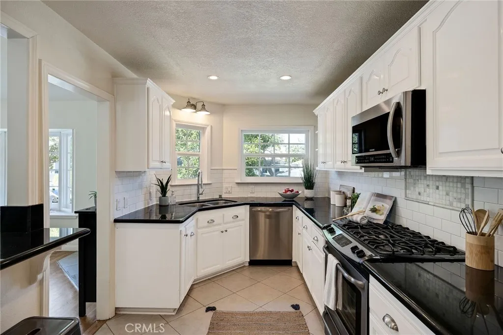 4914 Halison Street, Torrance, California 90503 home-pic-22