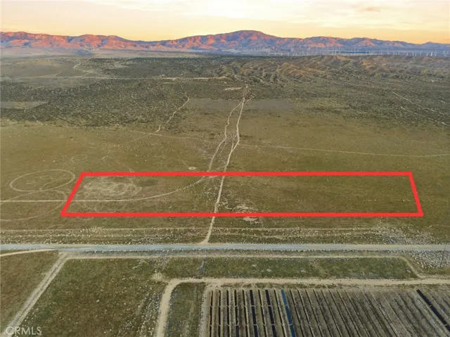 10-acre parcel in Springs/Rosamond area of Kern County
