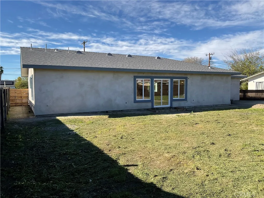 310 N Western, Hemet, California 92543 home-pic-24