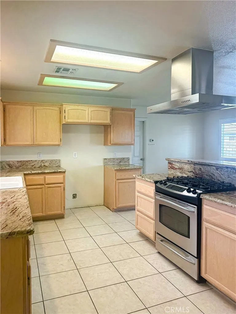 8520 Bolero, Yucca Valley, California 92284 home-pic-26