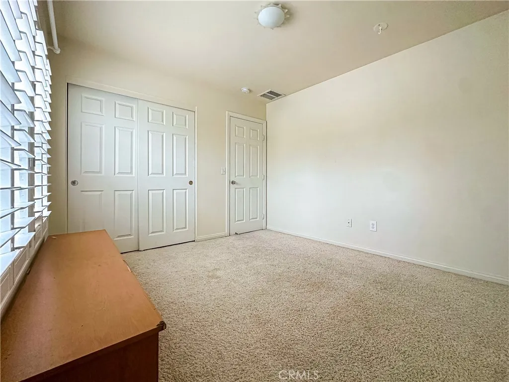 8520 Bolero, Yucca Valley, California 92284 home-pic-20