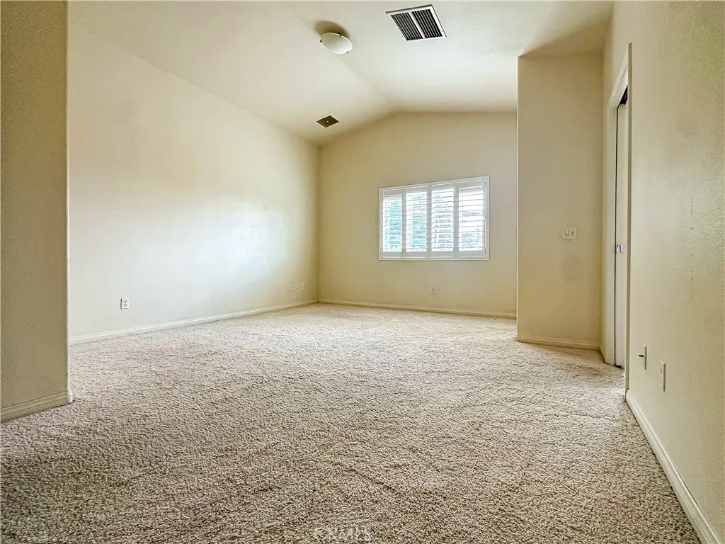 8520 Bolero, Yucca Valley, California 92284 home-pic-32