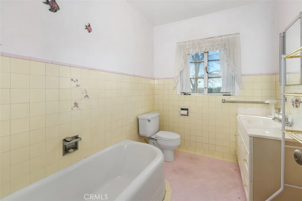 41699 Acacia Avenue, Hemet, California 92544 home-pic-36