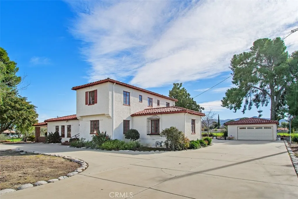41699 Acacia Avenue, Hemet, California 92544 home-pic-9