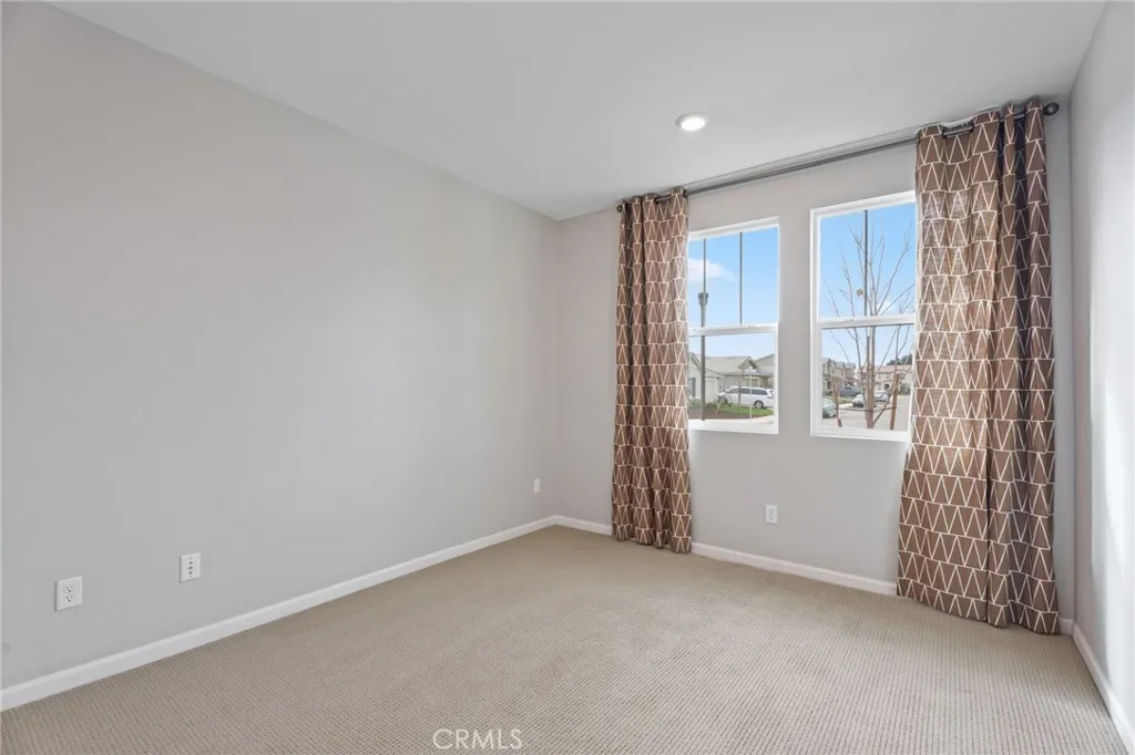 3215 Lourdes, Clovis, California 93619 home-pic-8