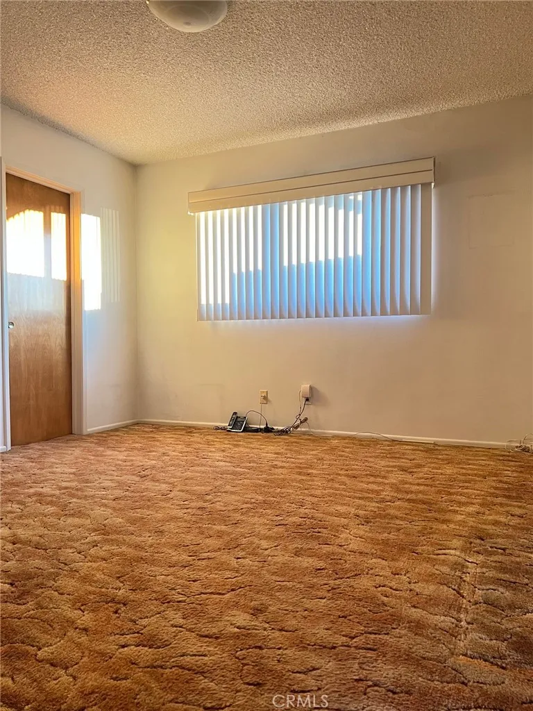 17375 Tullock Street, Bloomington, California 92316 home-pic-22