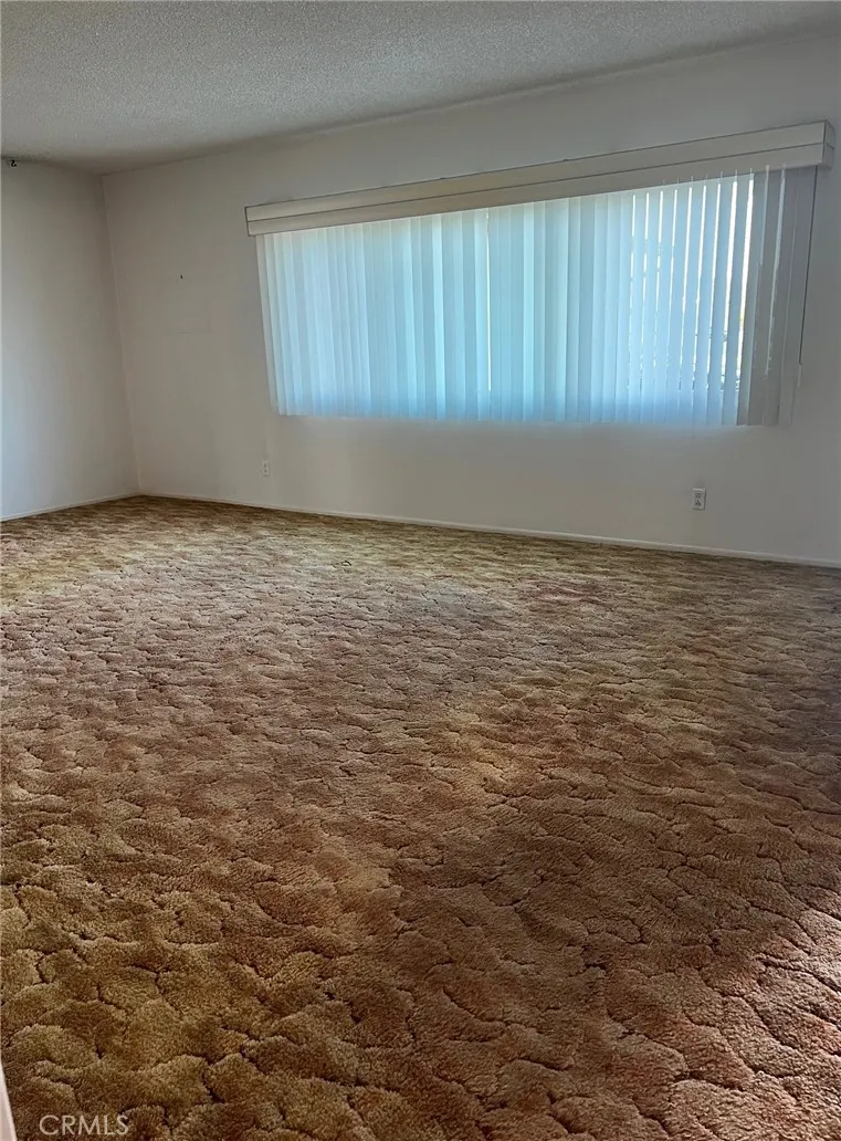 17375 Tullock Street, Bloomington, California 92316 home-pic-10