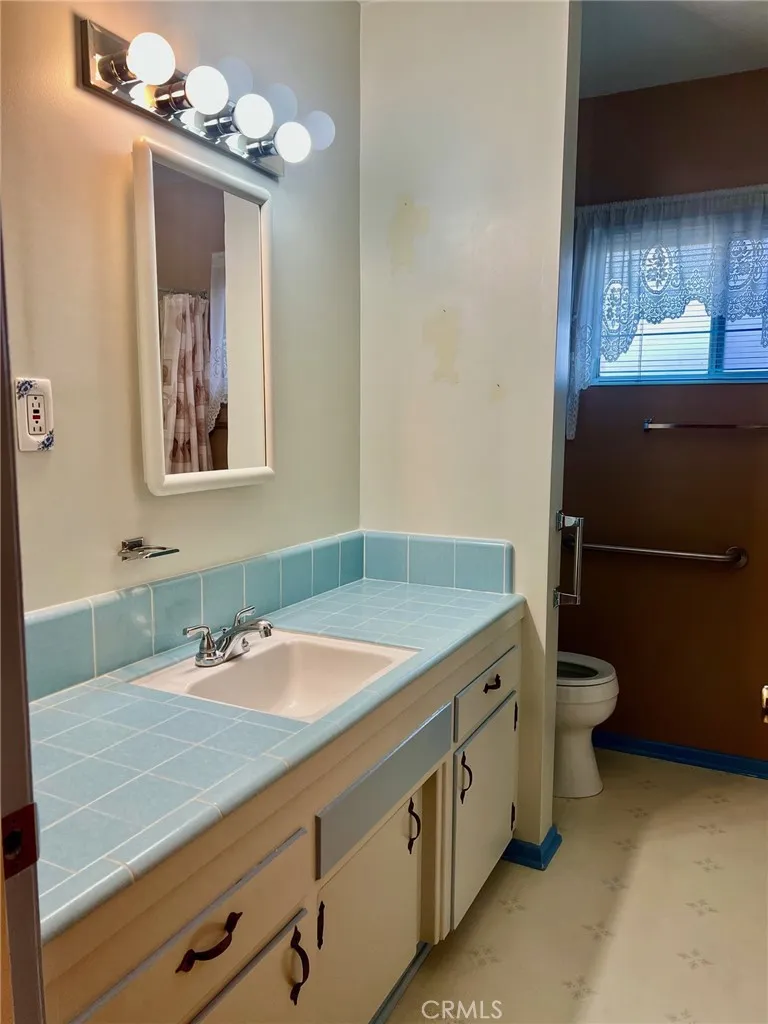 17375 Tullock Street, Bloomington, California 92316 home-pic-15