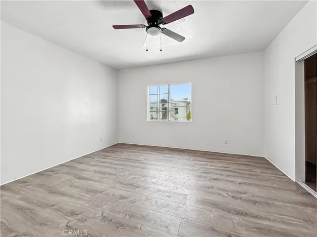 827 W 40th 1/2, Los Angeles, California 90037