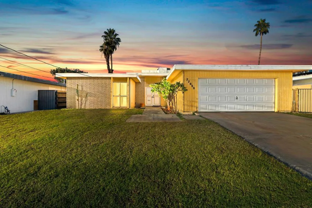 77080 Florida Avenue, Palm Desert, California 92211 home-pic-2