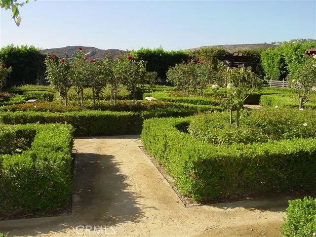 44 Via Florencia, Mission Viejo, California 92692