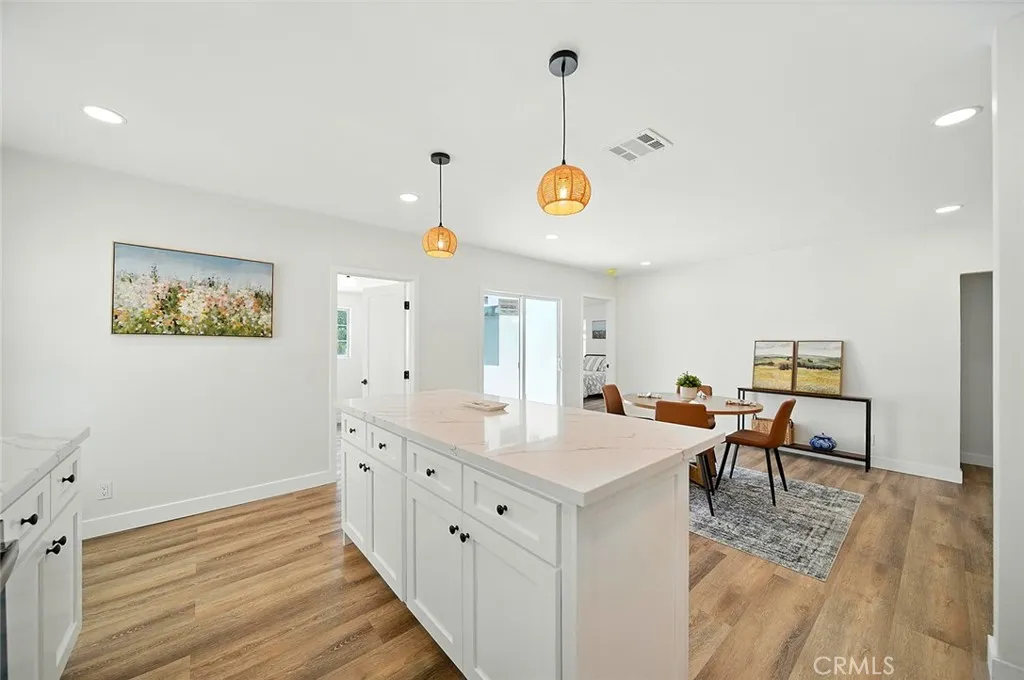 2206 W 78th, Inglewood, California 90305 home-pic-11
