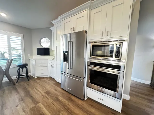 1981 Stonecrest Court, Vista, California 92081
