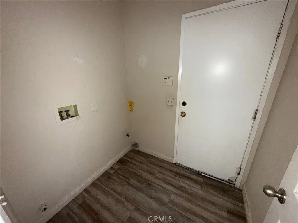 10851 Dove Lane, Adelanto, California 92301 home-pic-23