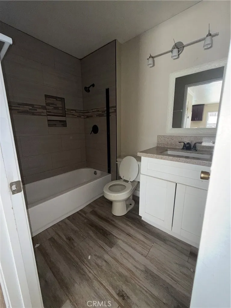 10851 Dove Lane, Adelanto, California 92301 home-pic-26