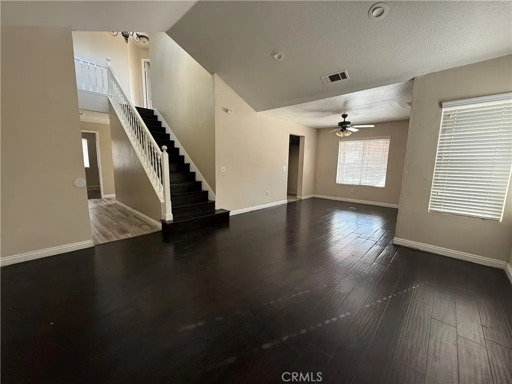 10851 Dove Lane, Adelanto, California 92301 home-pic-6