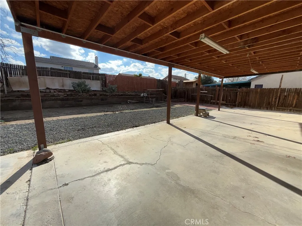 10851 Dove Lane, Adelanto, California 92301 home-pic-49