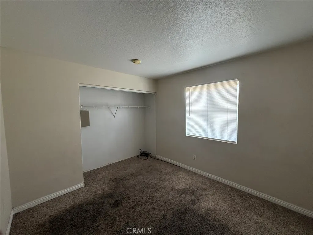 10851 Dove Lane, Adelanto, California 92301 home-pic-14