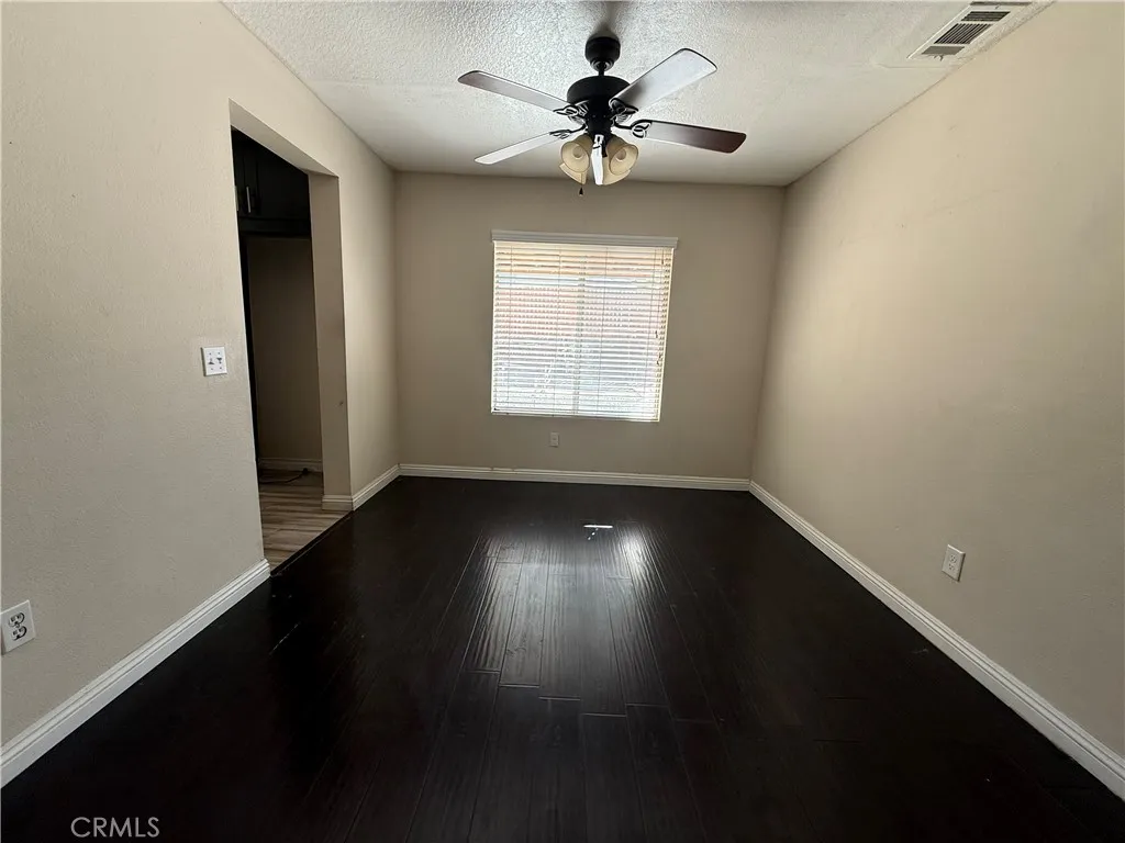 10851 Dove Lane, Adelanto, California 92301 home-pic-7