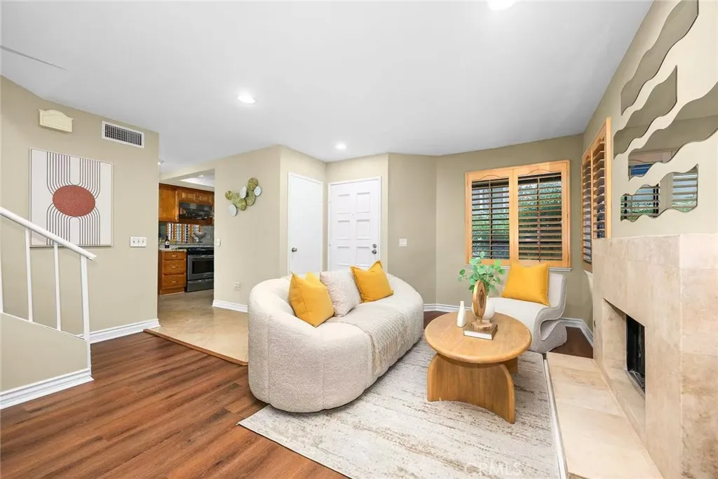 8723 1/2 Pine Crest Place, Rancho Cucamonga, California 91730 home-pic-2