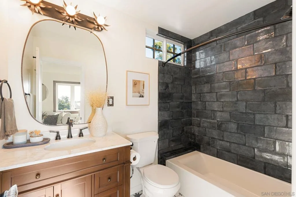700 Wakefield Ct, El Cajon, California 92020 home-pic-22
