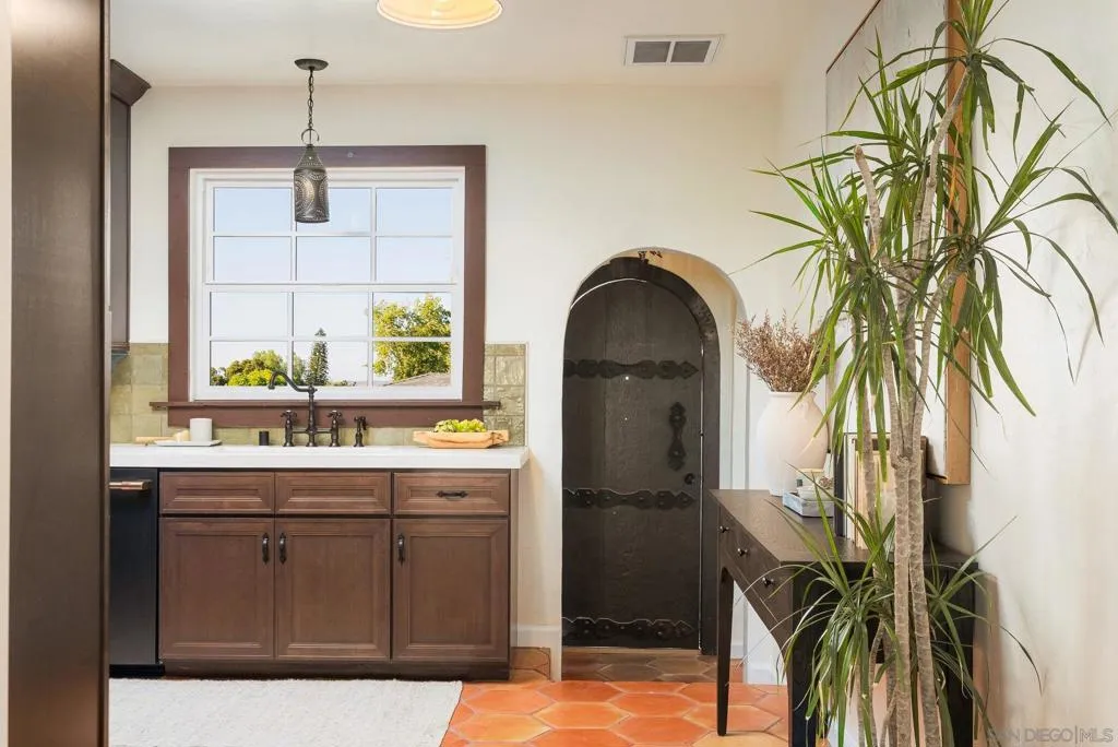 700 Wakefield Ct, El Cajon, California 92020 home-pic-10