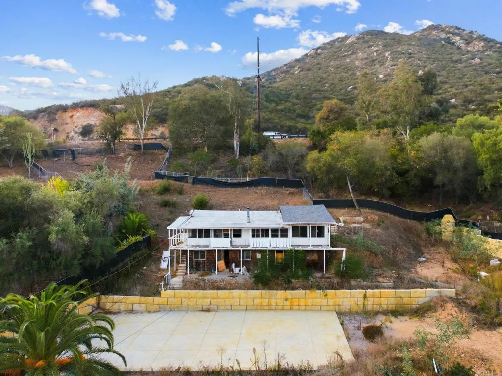 9703 Upas, Escondido, California 92029 home-pic-6