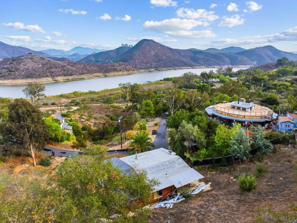 9703 Upas, Escondido, California 92029 home-pic-13