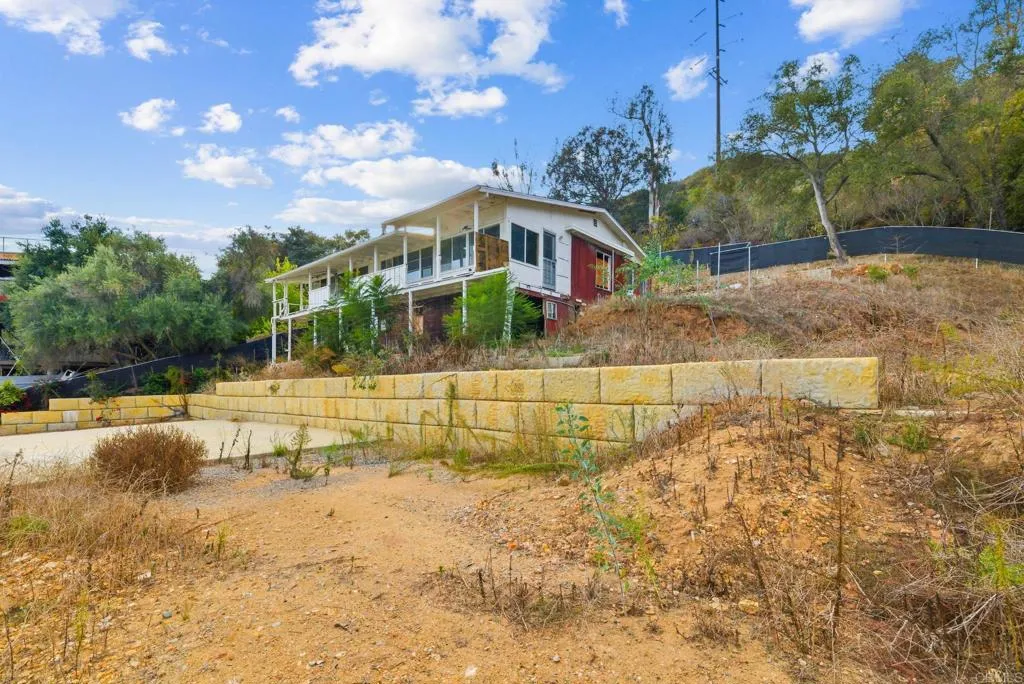 9703 Upas, Escondido, California 92029 home-pic-7
