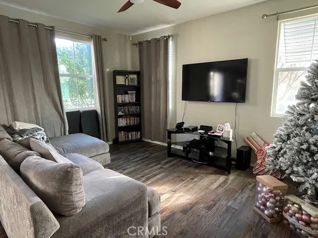 196 Eureka Pl, Upland, California 91786 home-pic-6