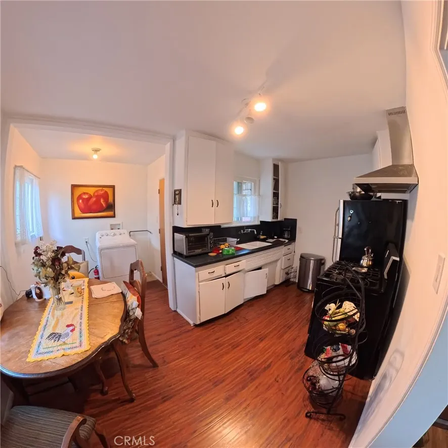 5824 Heliotrope, Maywood, California 90270 home-pic-19