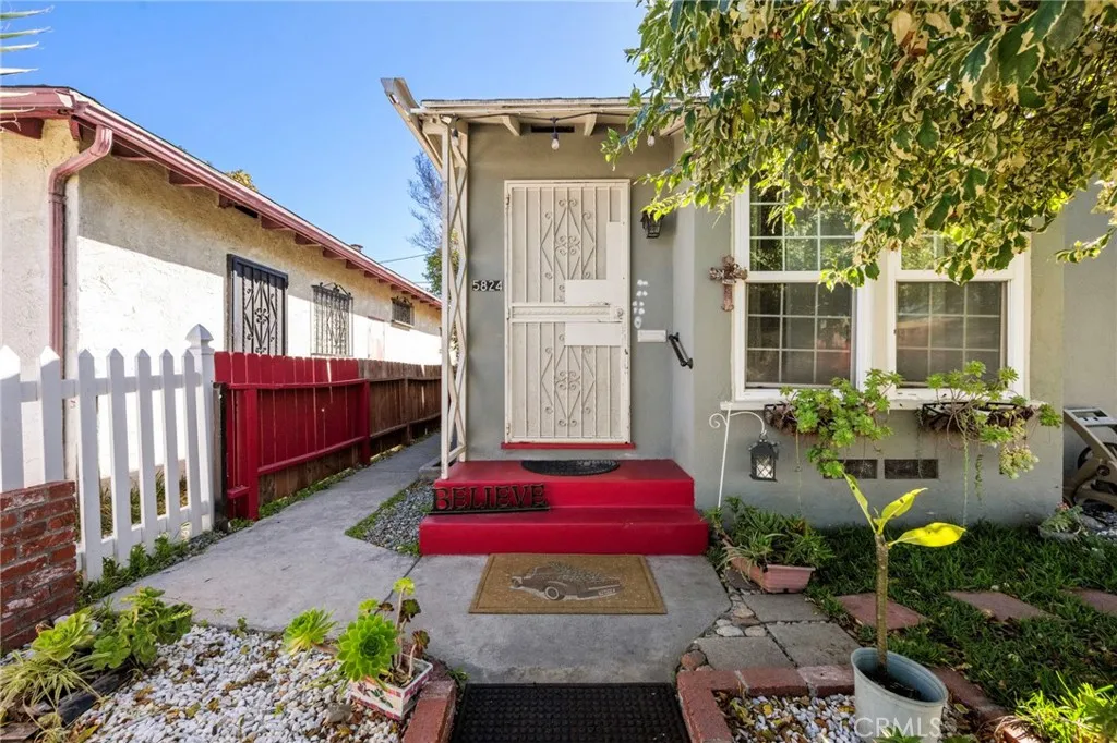 5824 Heliotrope, Maywood, California 90270 home-pic-5