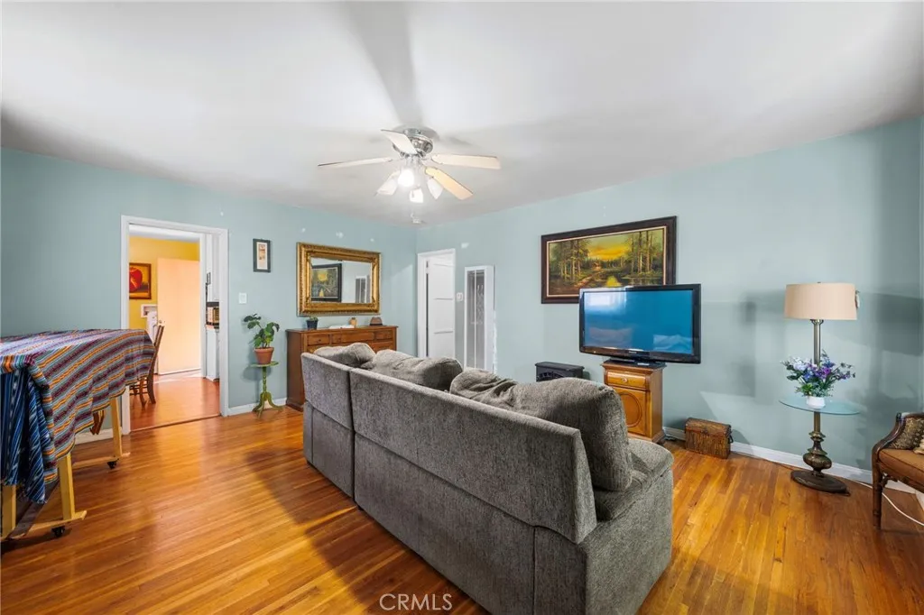 5824 Heliotrope, Maywood, California 90270 home-pic-7