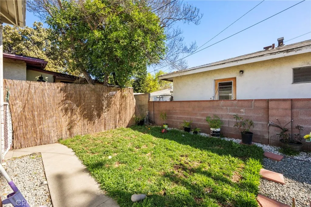 5824 Heliotrope, Maywood, California 90270 home-pic-31