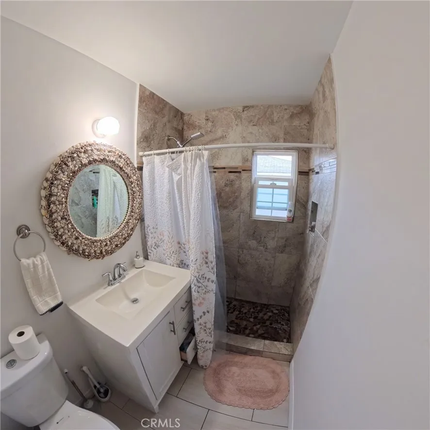5824 Heliotrope, Maywood, California 90270 home-pic-14