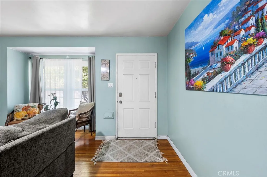 5824 Heliotrope, Maywood, California 90270 home-pic-8