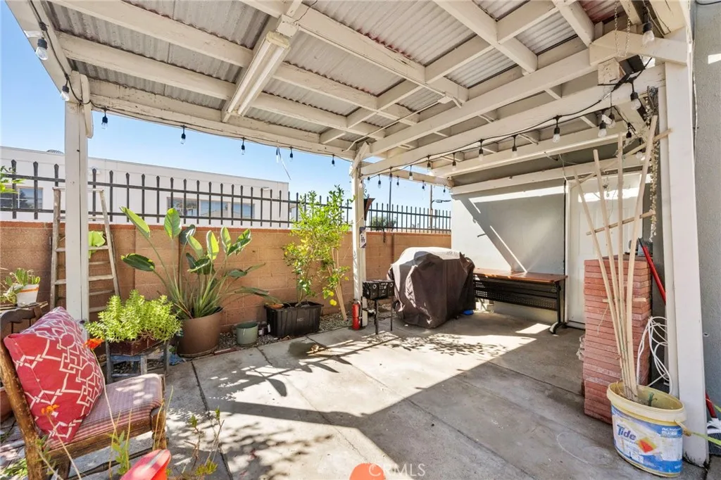 5824 Heliotrope, Maywood, California 90270 home-pic-25