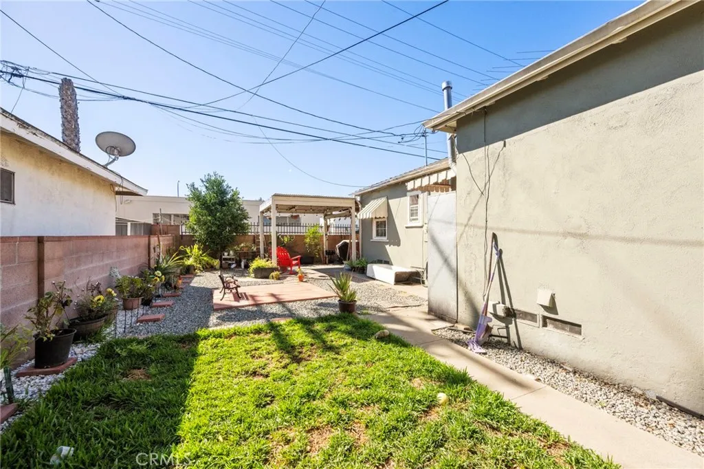 5824 Heliotrope, Maywood, California 90270 home-pic-29
