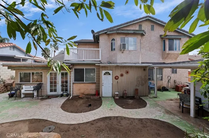 Photo of back of home