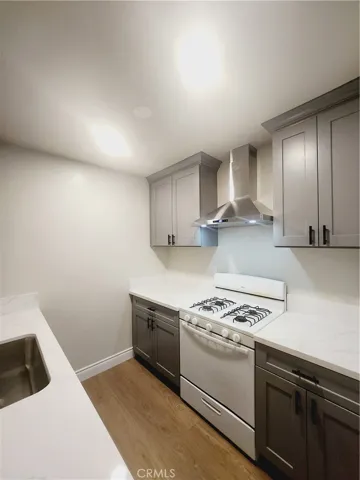 1100 W Porter Avenue 2, Fullerton, California 92833