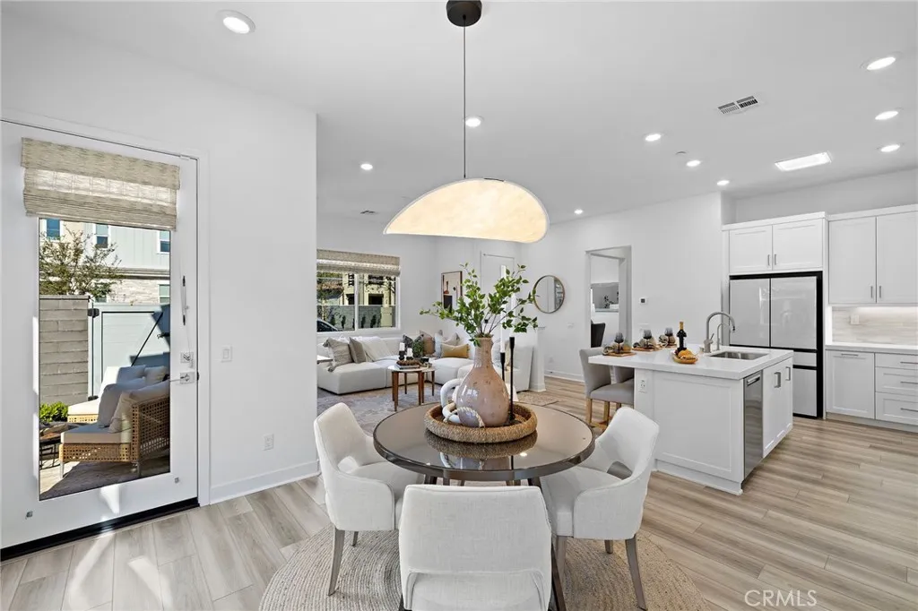 790 Sunrise Rd, Rancho Mission Viejo, California 92694 home-pic-13