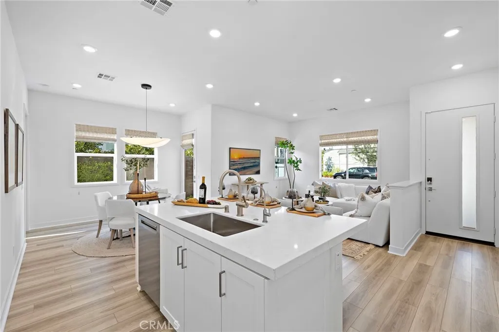 790 Sunrise Rd, Rancho Mission Viejo, California 92694 home-pic-9